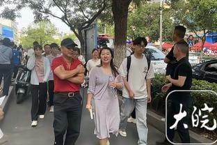 “斗士”！曼晚：安东尼充满职业态度和斗志 与拉什福德形成对比